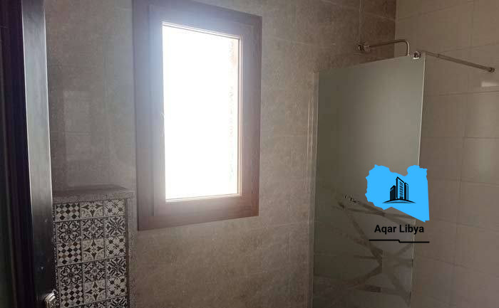 صورة لـ فيلا للبيع ثلاث طوابق ولي العهد